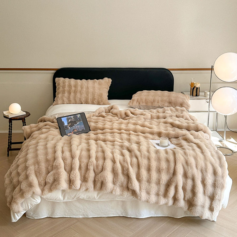 Faux Fur Soft Touch Throw 200x180