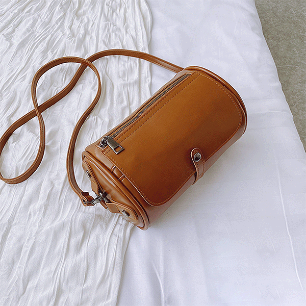 Ladies PU Leather Cylinder Clutch Bag Bag Iconix 